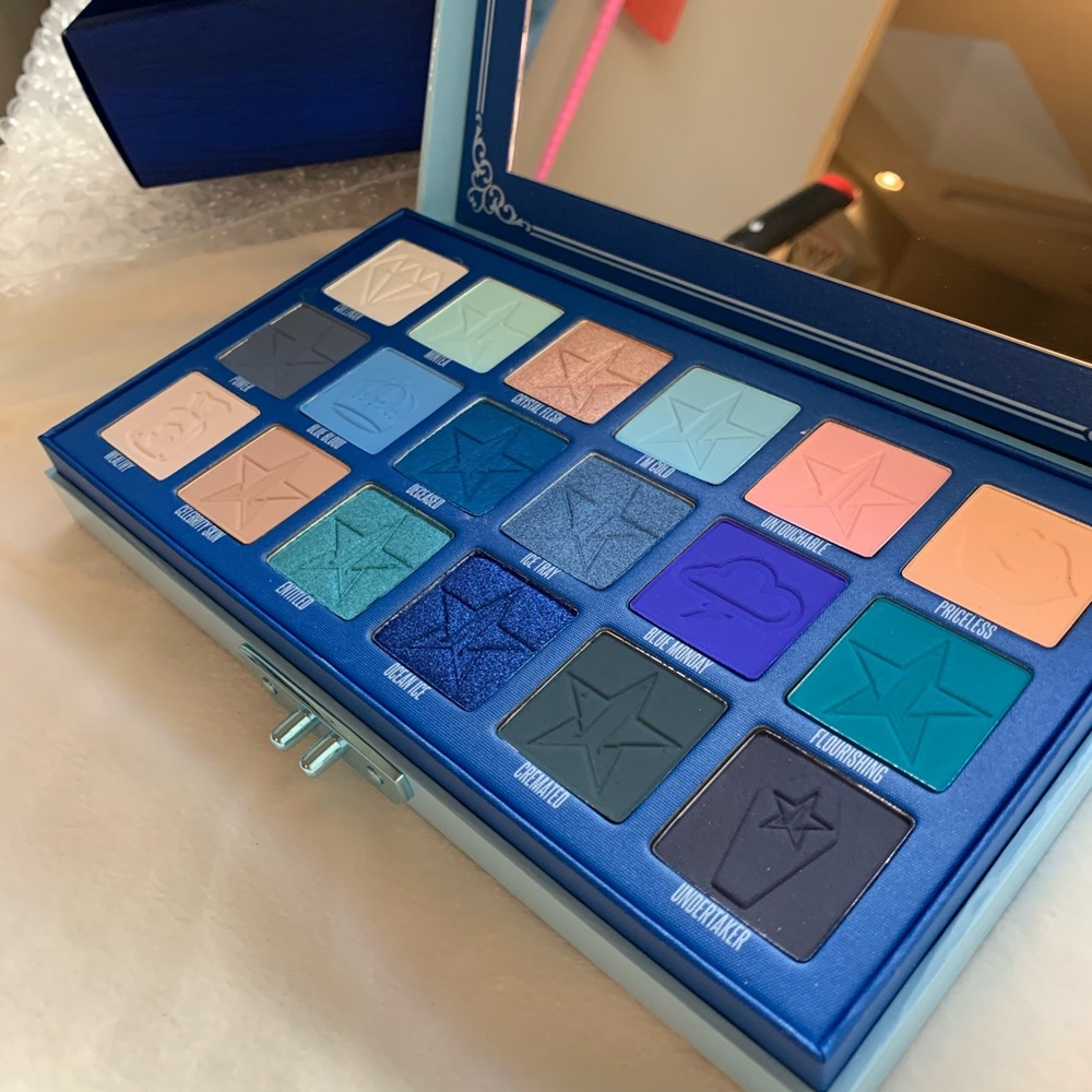 Jeffree Star Blue Blood Palette - Picture 6 of 8